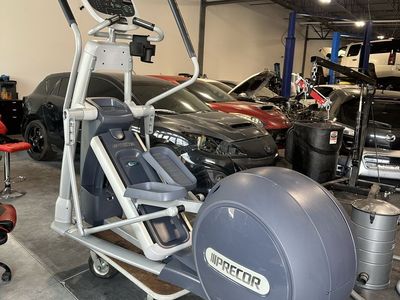 Precor EFX 835 elliptical