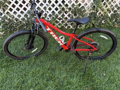 Trek Marlin 5 gen 2 kids Mtn bike MINT L@@K $280