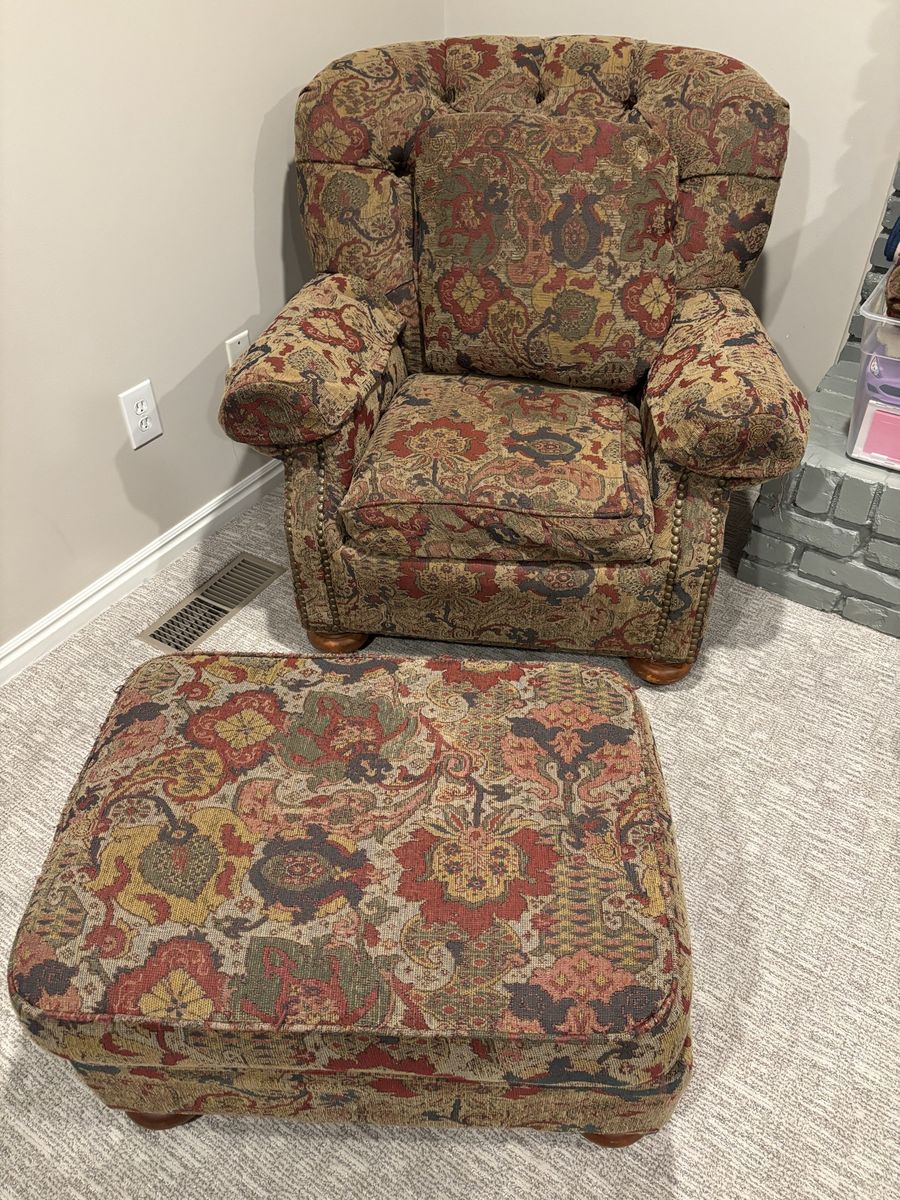 Arm chair