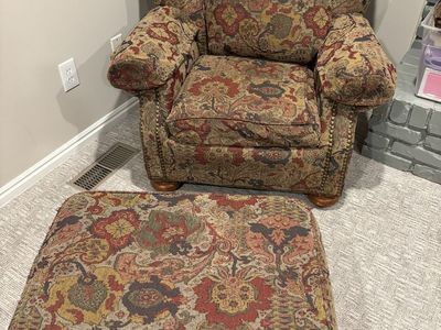 Arm chair