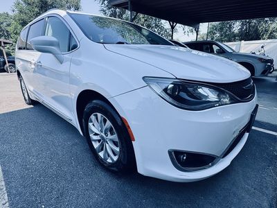 2018 Chrysler Pacifica Touring-L