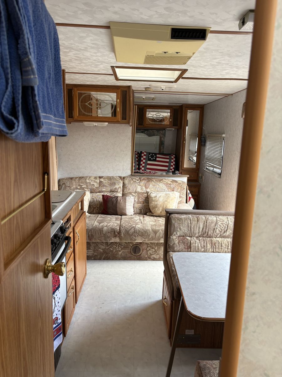 Main image 6