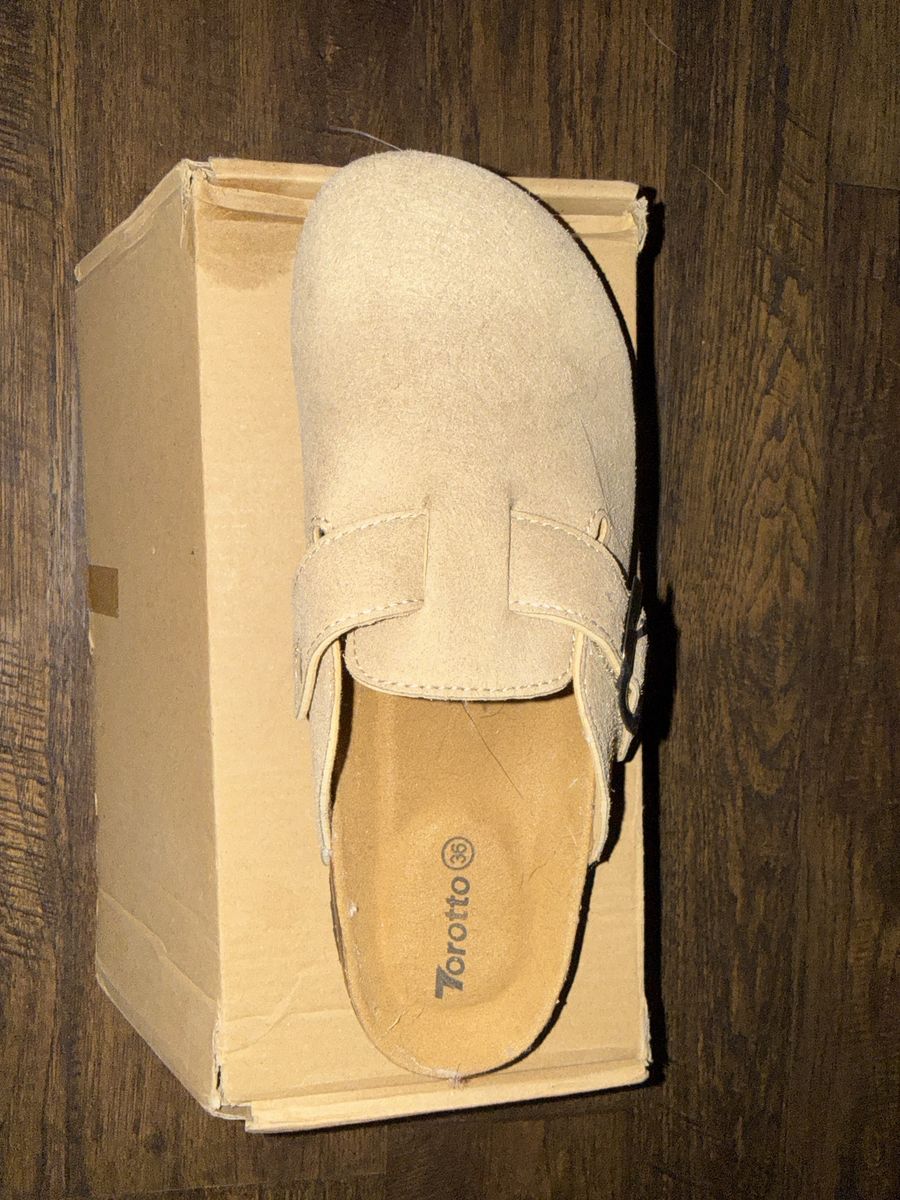 Torotto Girls' Clogs - New, EU 36 (US 3/4) Tan Suede-like Slip-On Shoes