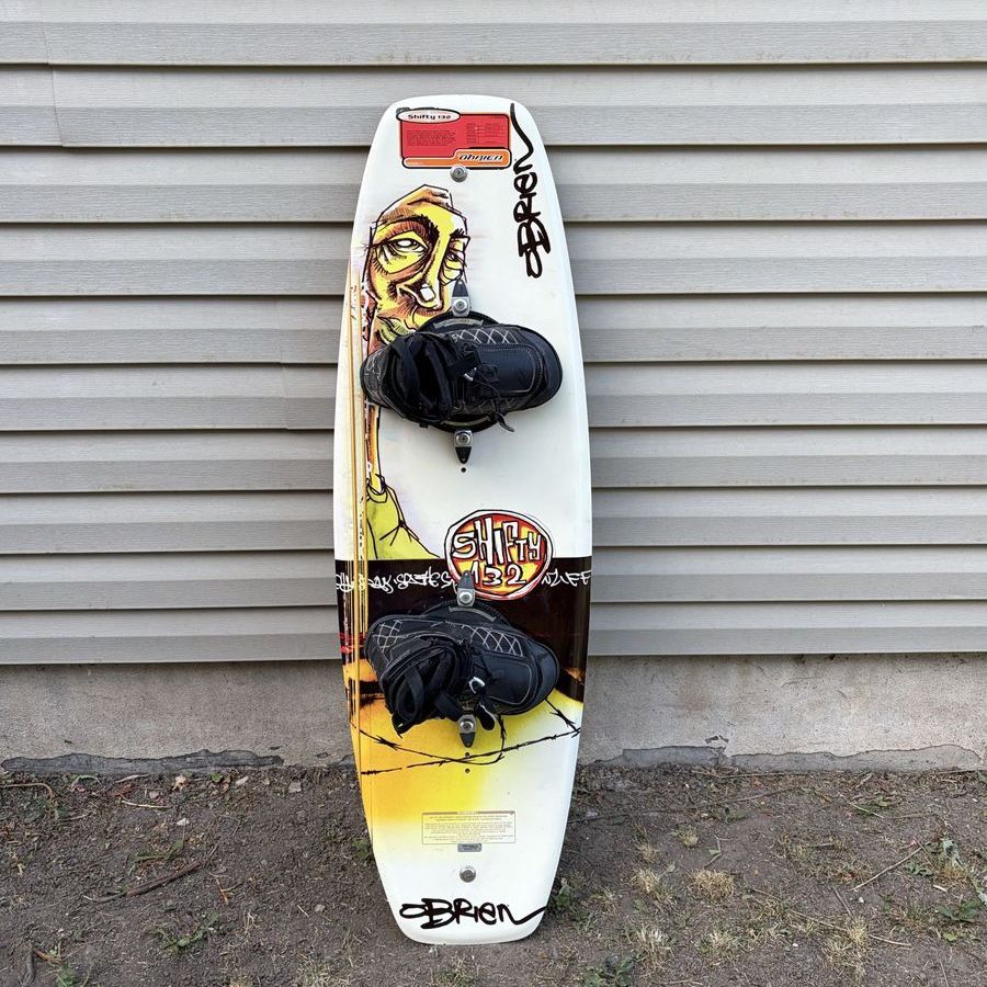 O’Brien 132cm Wakeboard with Bindings