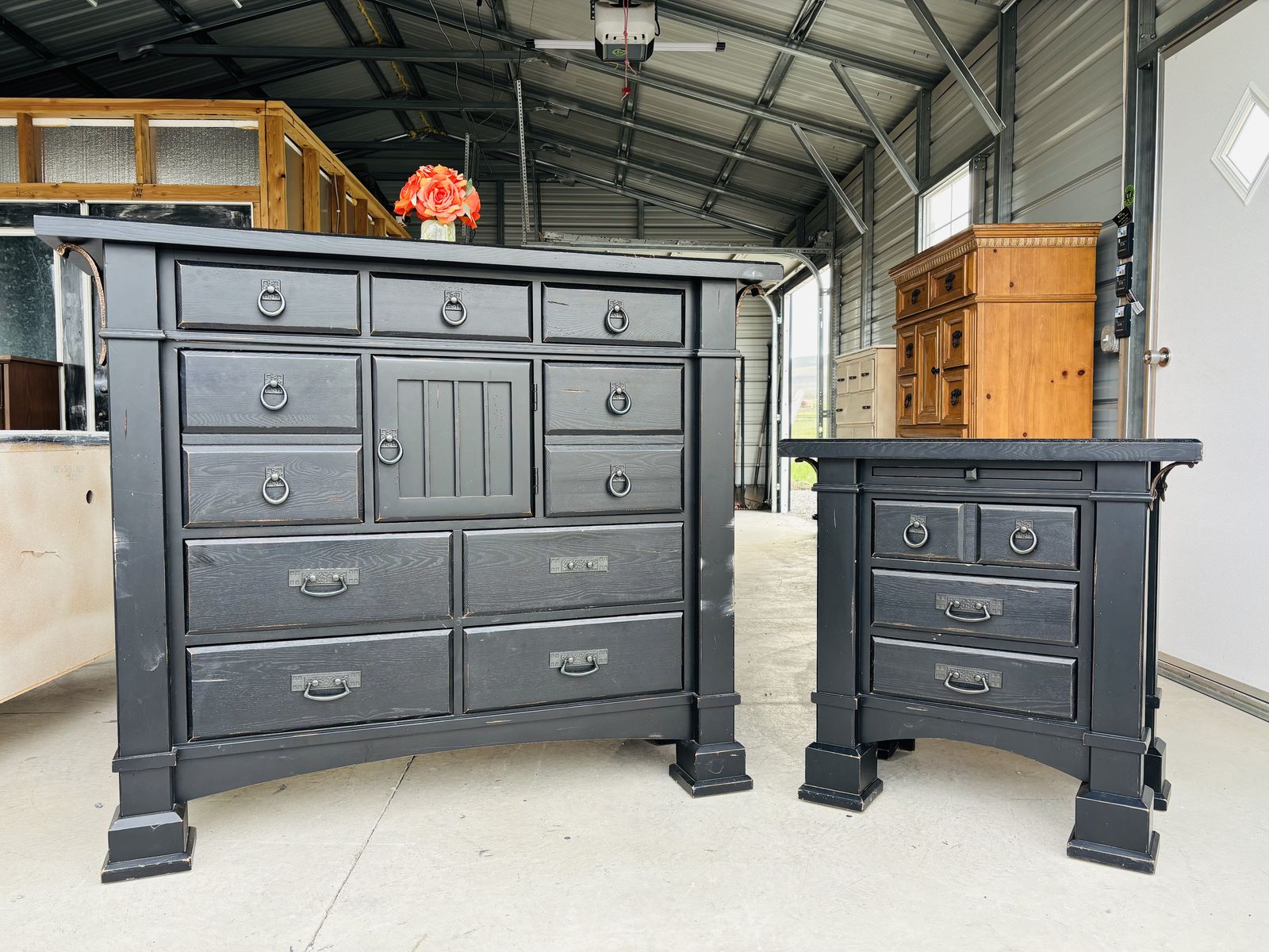 Heavy Duty Black Dresser Set