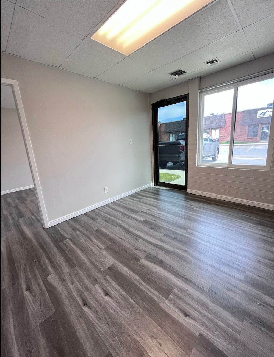 Office/Warehouse Space in Midvale - Available NOW!