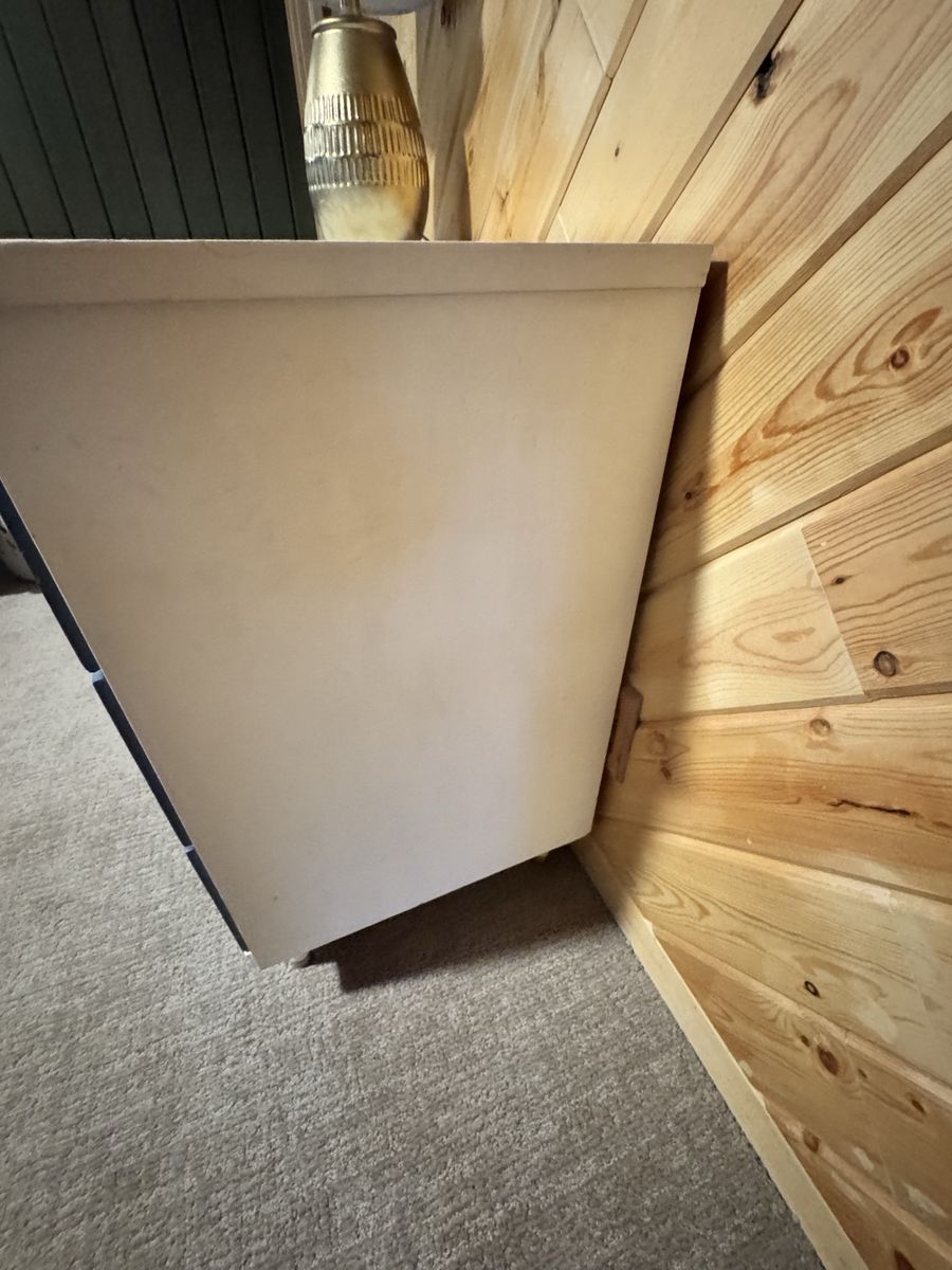Main image 11