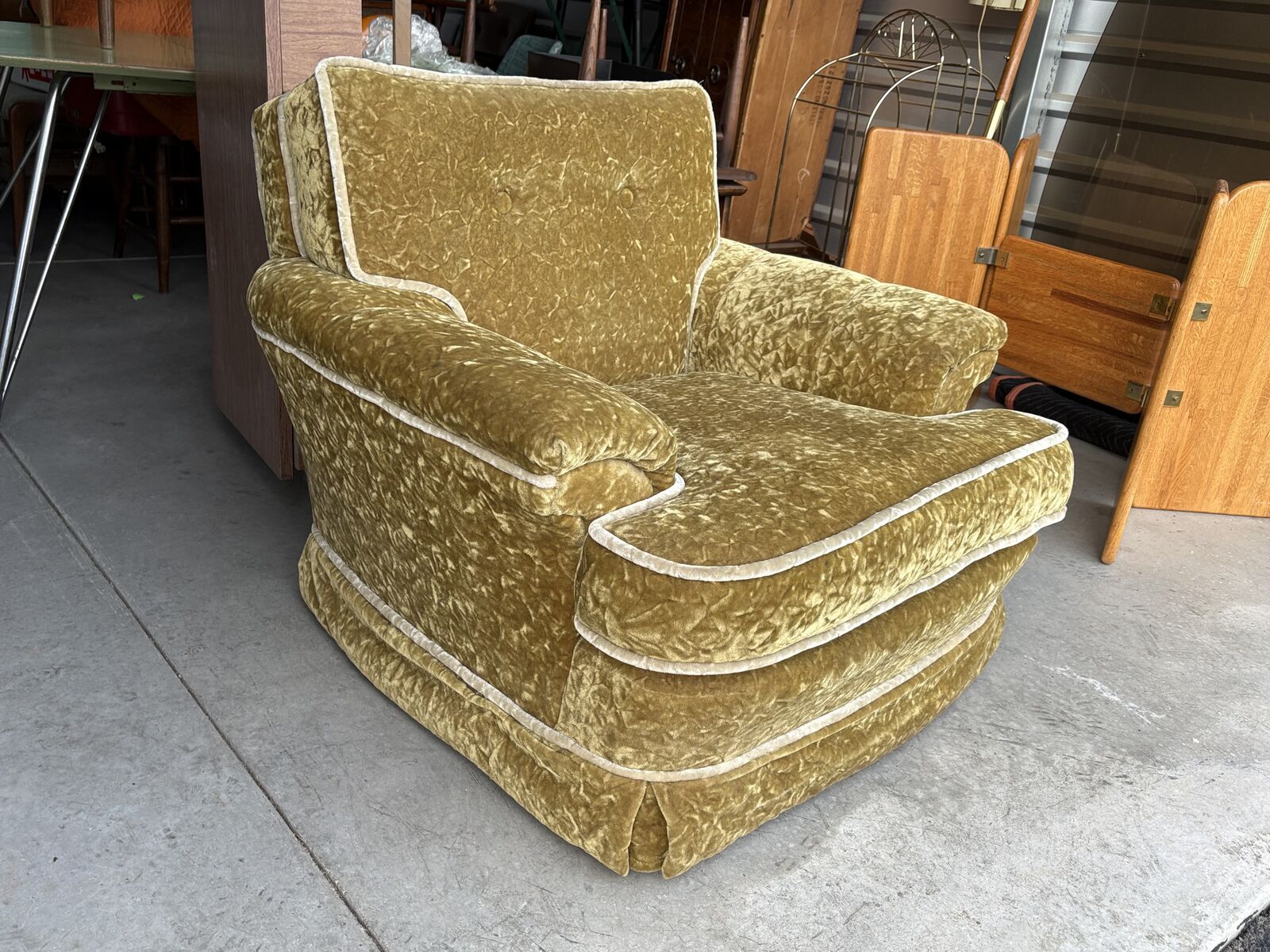 Fantastic, groovy Mid Century Modern accent armchair club chair, amazing condition MCM, Art Deco