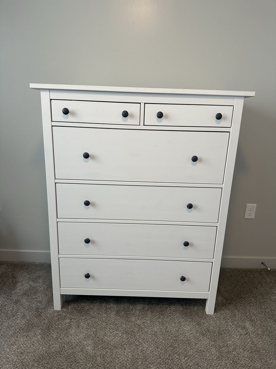 IKEA Hemnes White 6-Drawer Chest Dresser with Black Knobs