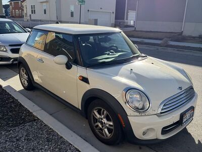2012 MINI COOPER Base