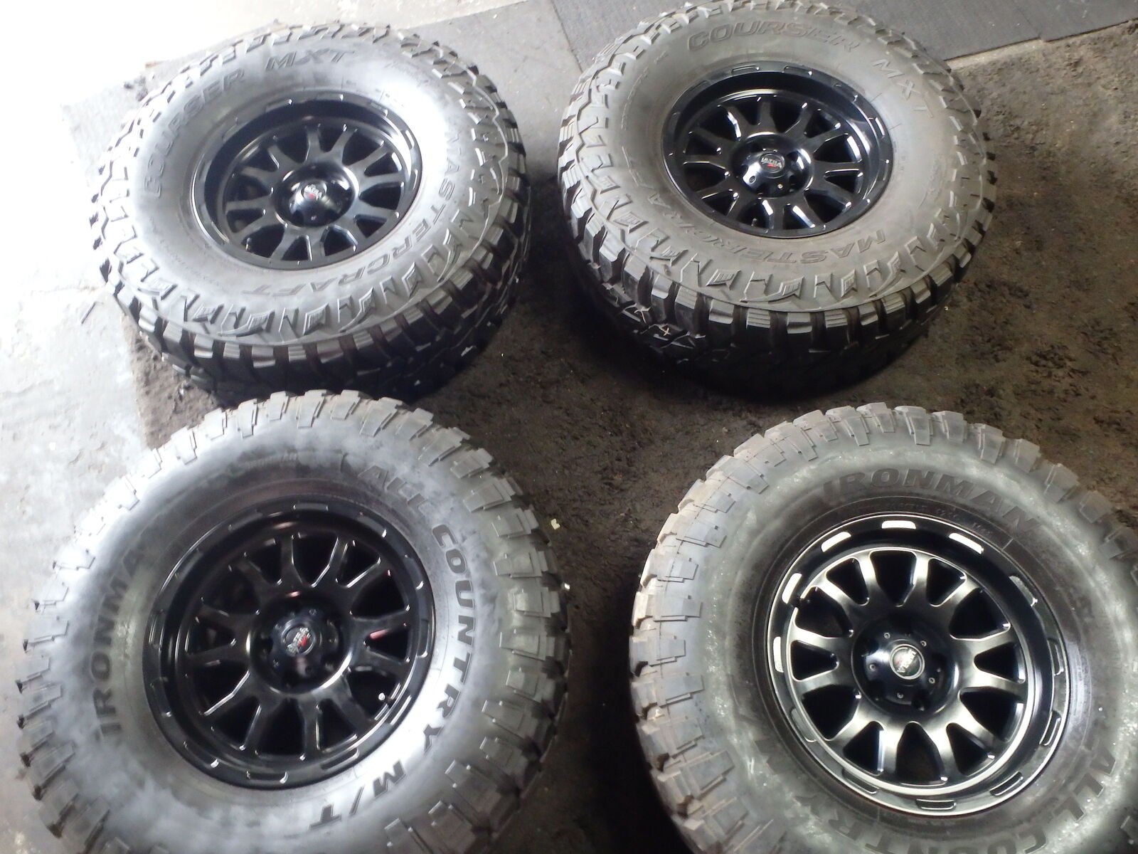 SET OF USED ULTRA MOTOSPORT WHEELS 17" INCH 5X5.0 AN TIRES 37X12.50R17