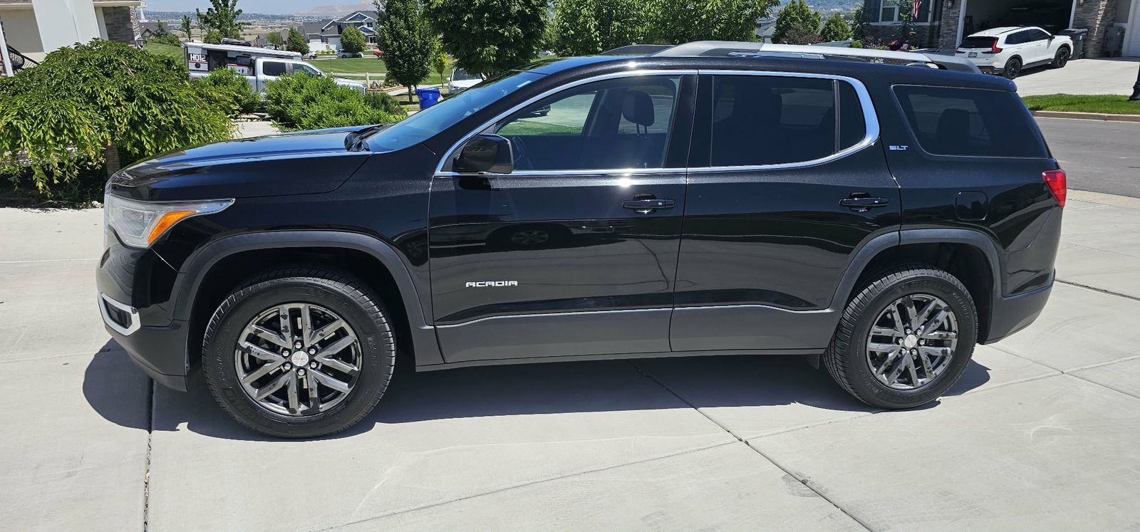 2019 GMC Acadia SLT