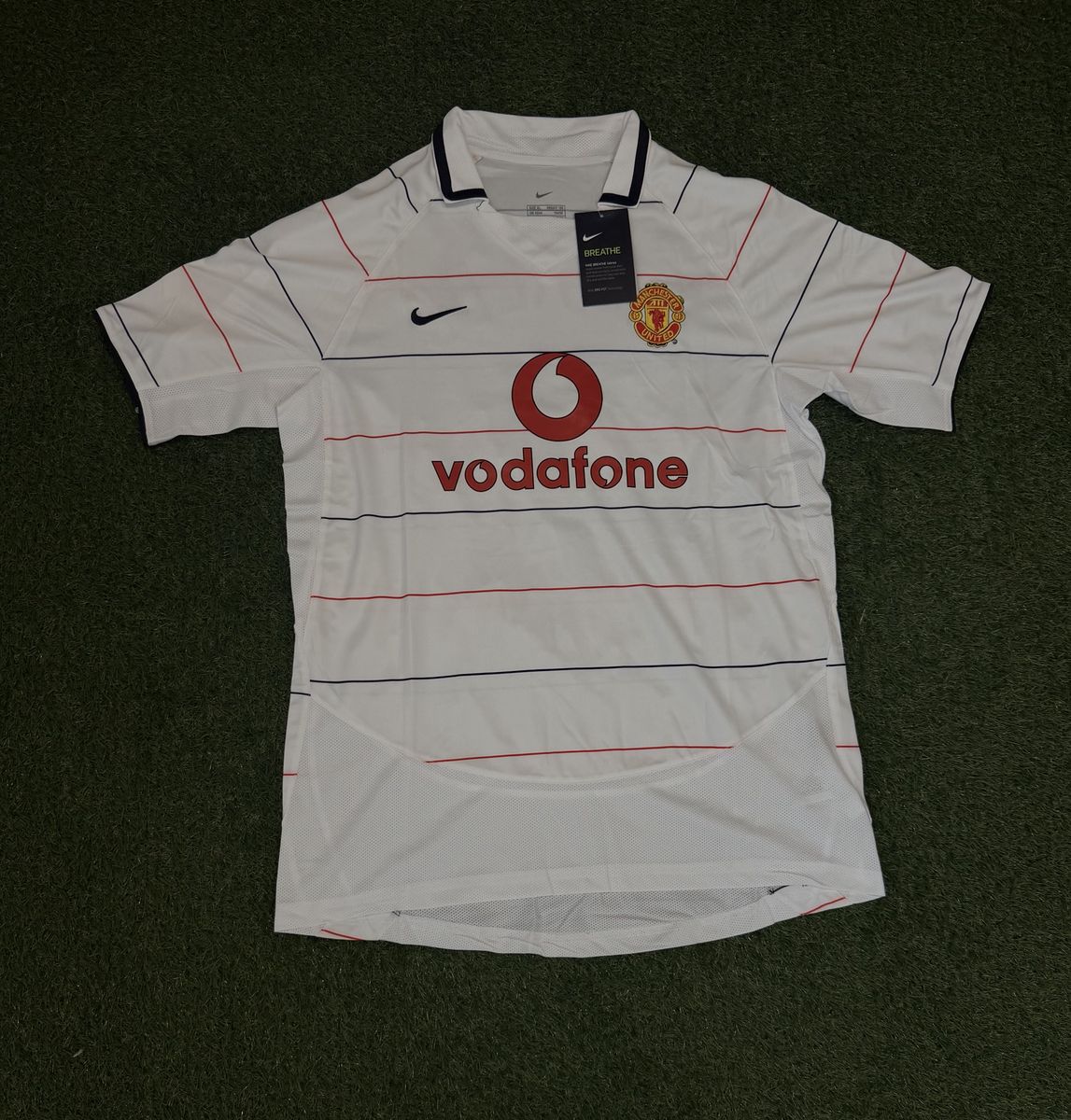 Nike Manchester United 2003/04 Ronaldo #7 Away Jersey - White, Red & Black, Size M