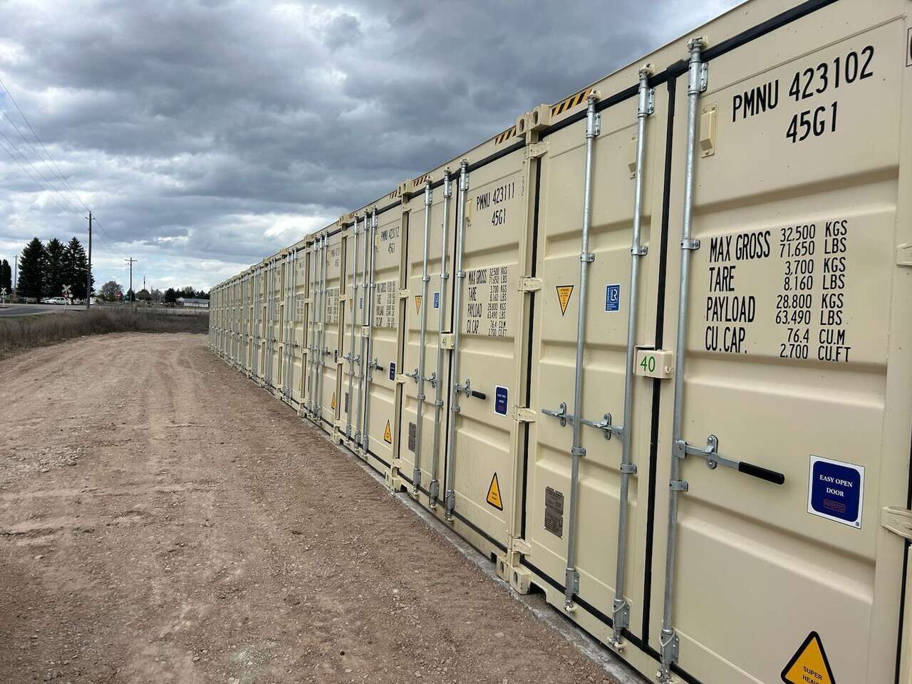 Large Storage Unites Available TODAY!!