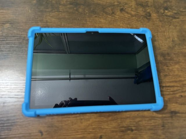 Lenovo 10" Chromebook Tablet with Blue Protective Case