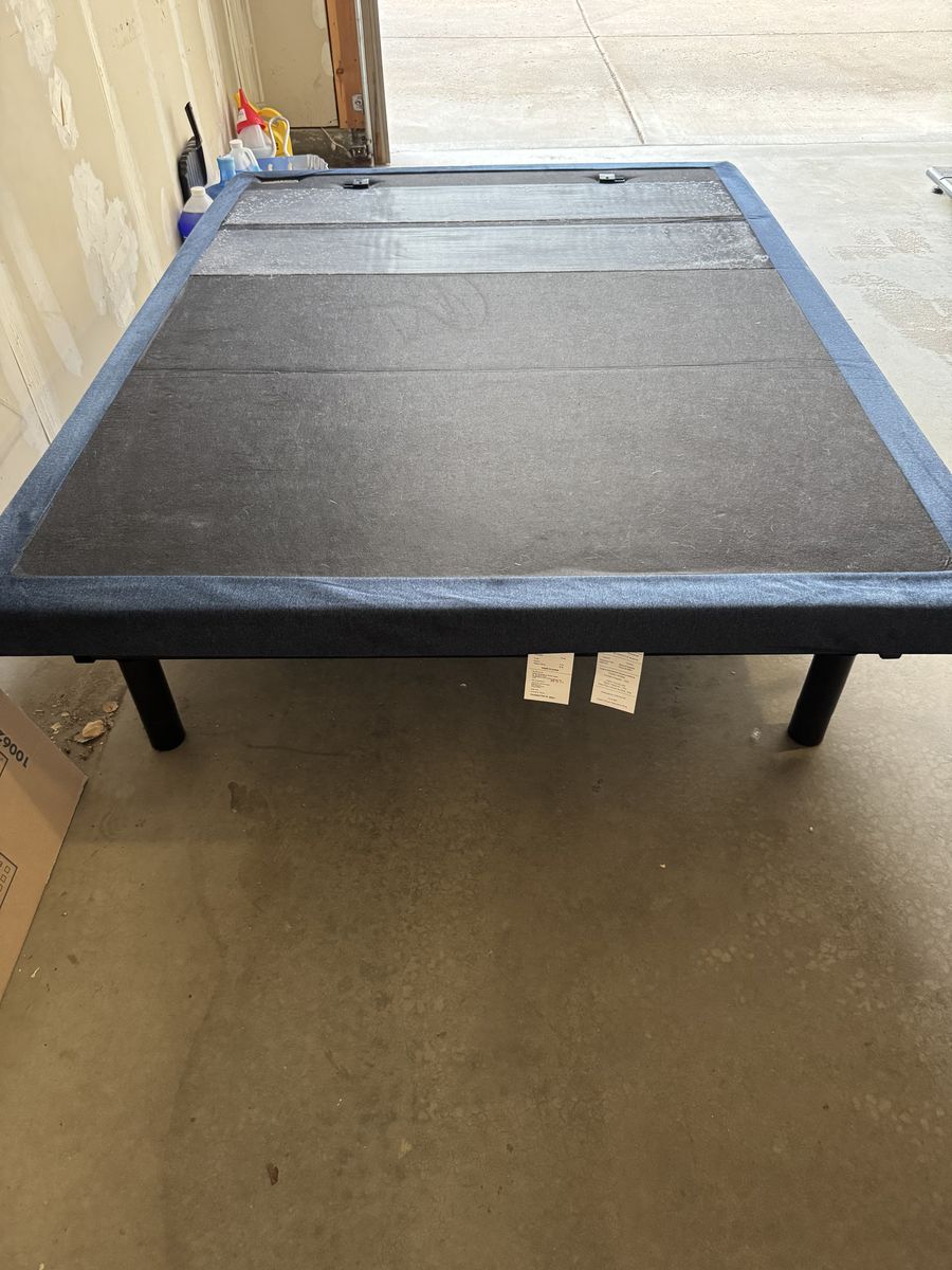 Serta Motion iSeries queen bed frame