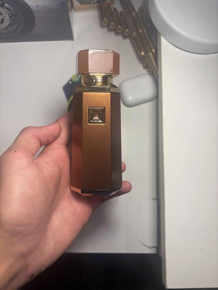 Liquid brun with box 