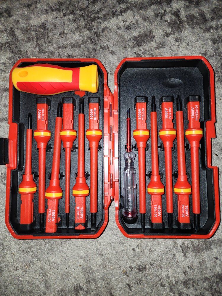 13-Piece 1000V Insulated Screwdriver Set with Interchangeable Blades and Case