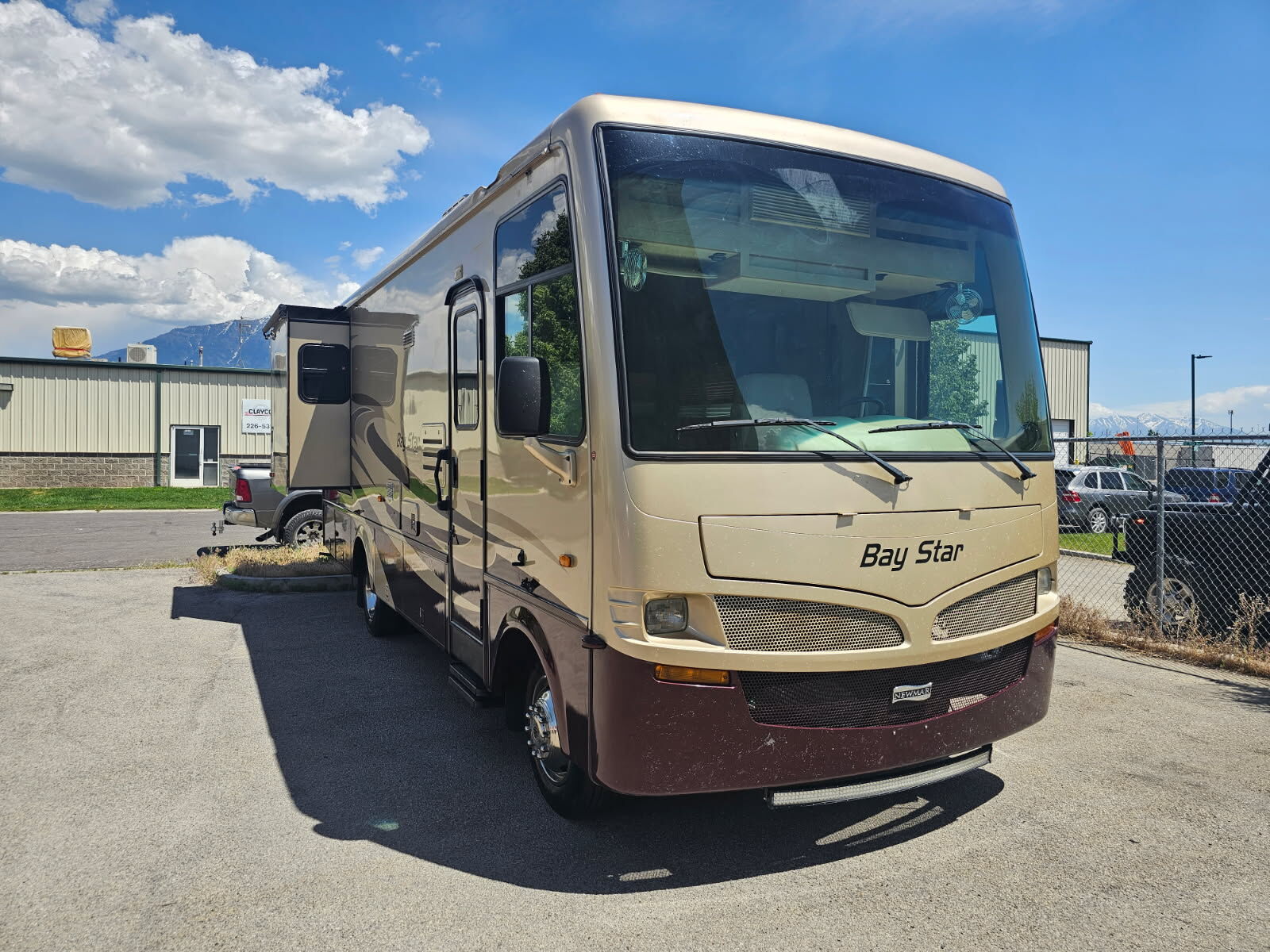 2009 Newmar Bay Star