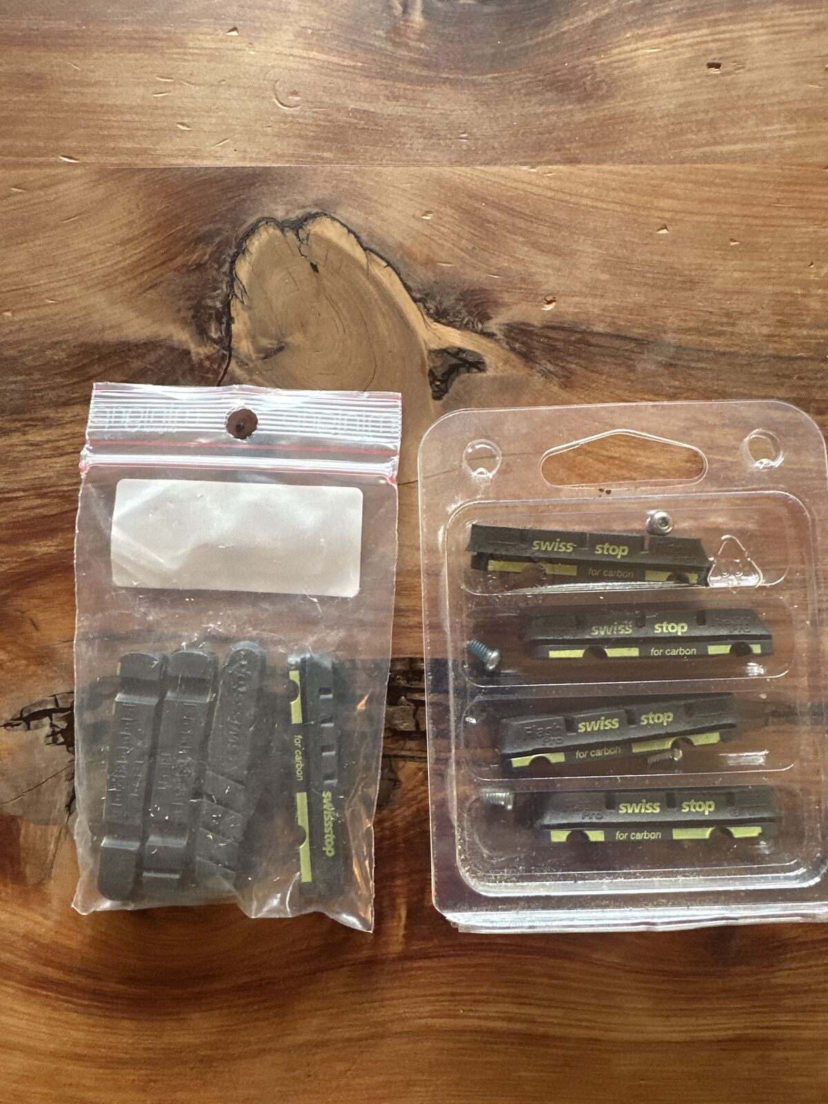 Carbon road bike rim brake pads