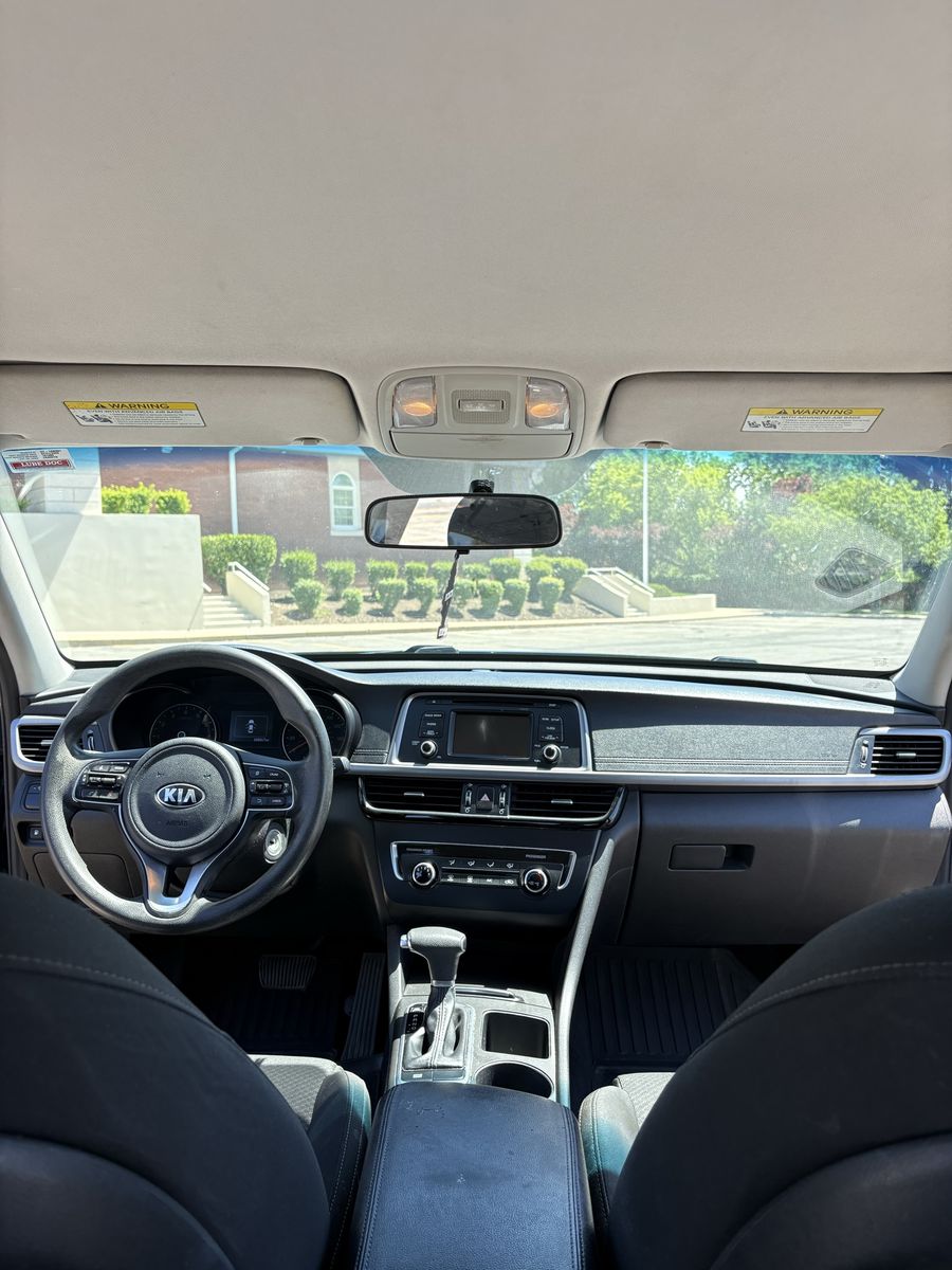 Main image 8