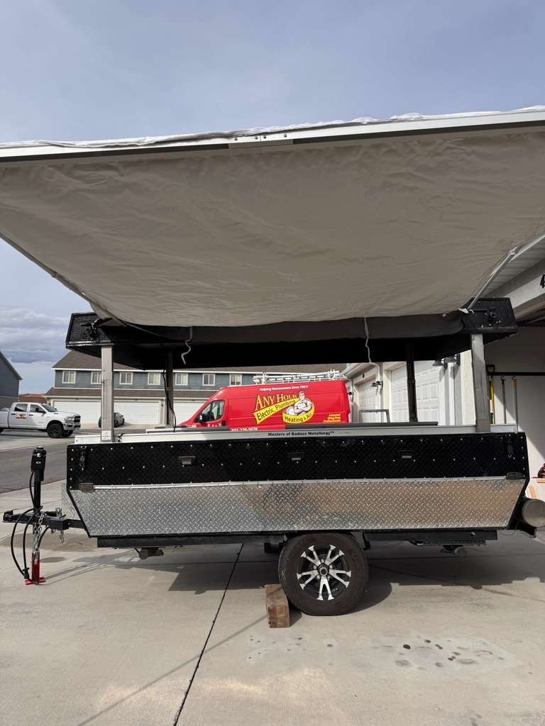 Pop up trailer