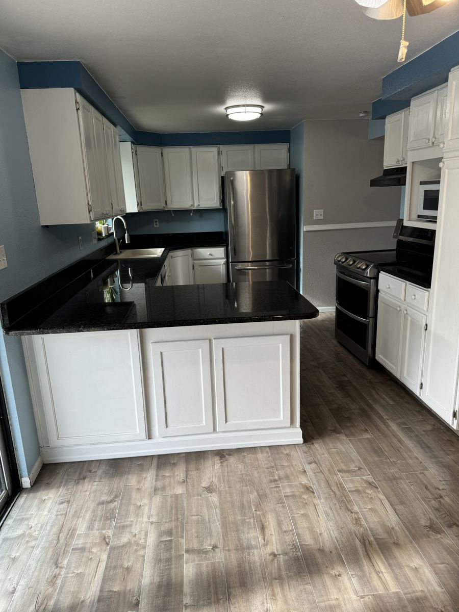 Main image 15