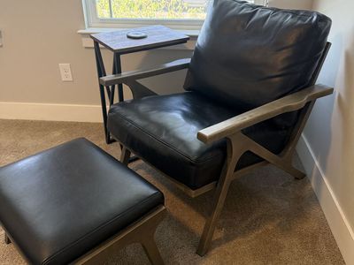Vegan Leather Accent Chair w/Ottoman