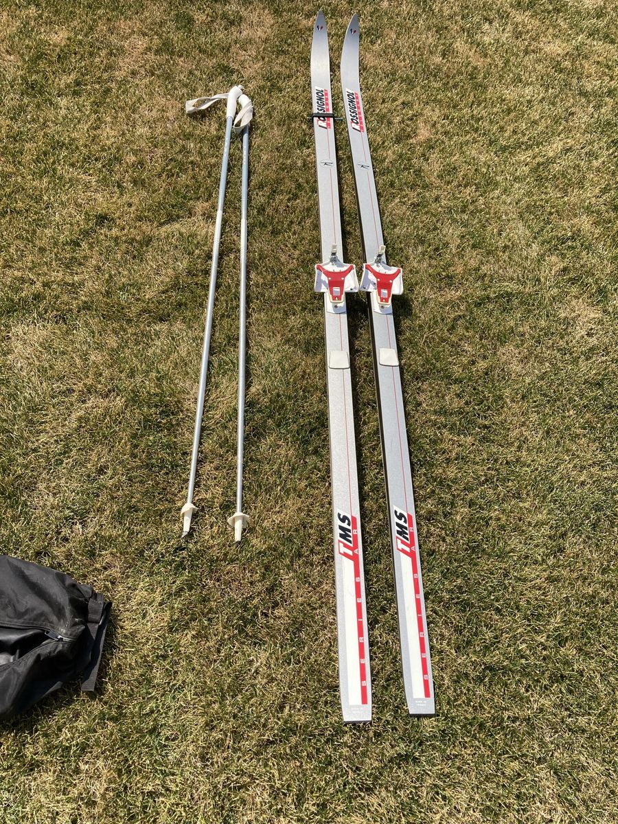 Rossignol TMS AR Series Cross Country Skis 210cm with Rottefella Bindings, Poles & Bag