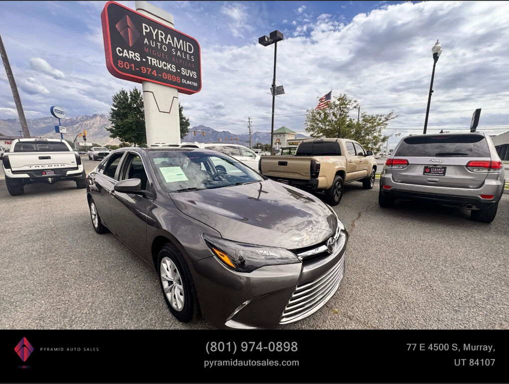 2017 Toyota Camry LE