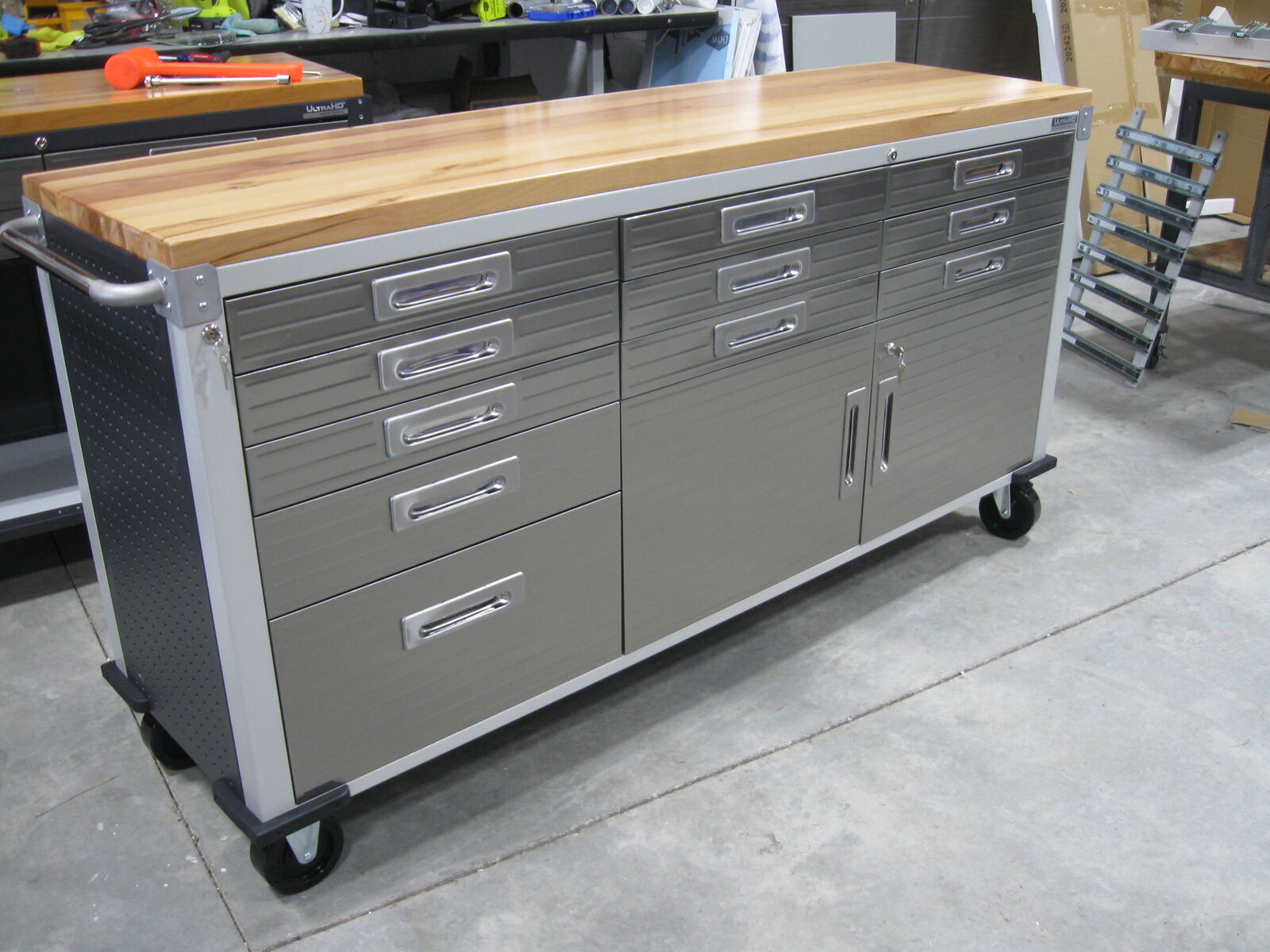 New Seville Classics UltraHD Locking 11 Drawer Rolling Toolbox Granite & Graphite Workbench