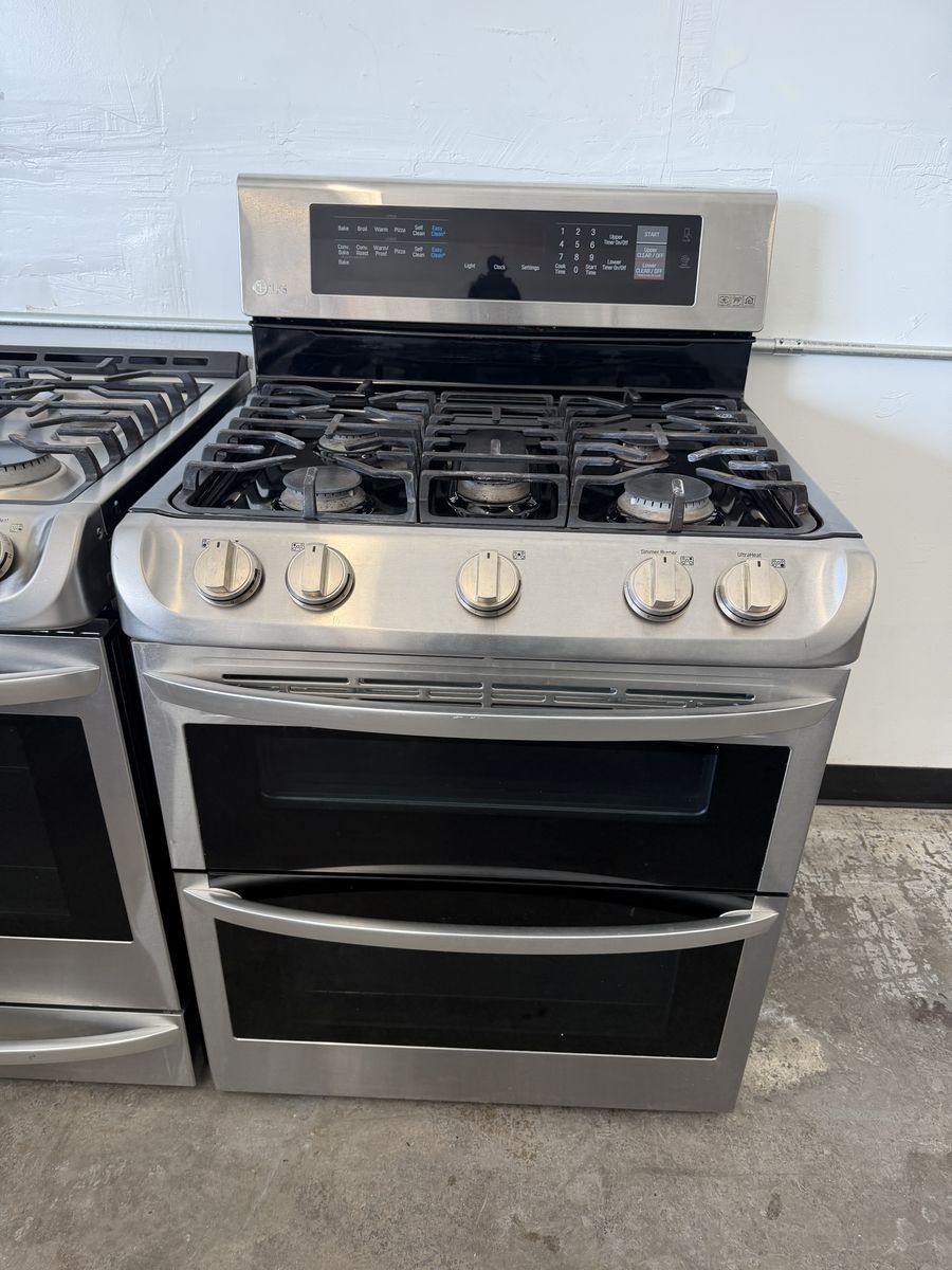 Beautiful LG gas stove in stainless steel Double