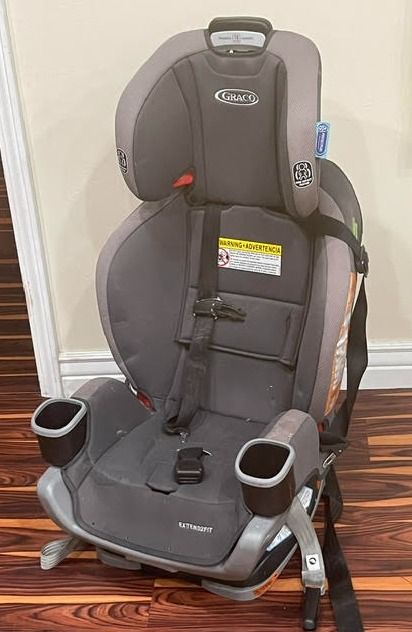 Toddler car seat (Graco)