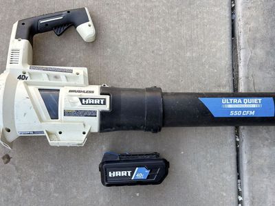Hart 40W Leaf Blower w/Battery & Charger