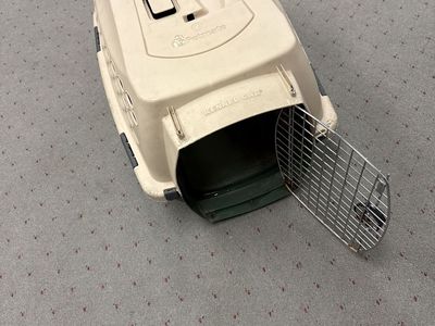 Dog crate