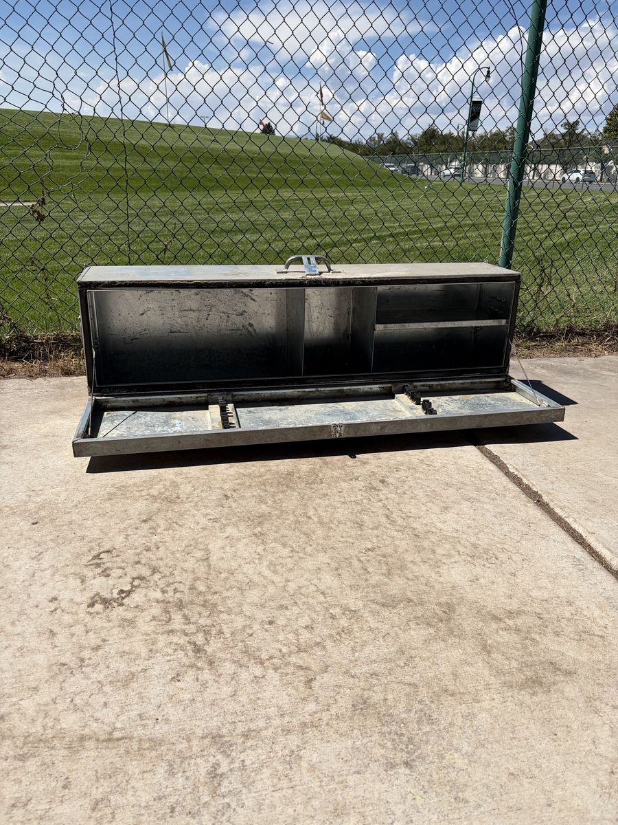 Aluminum Livestock Show Box