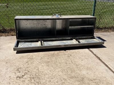 Aluminum Livestock Show Box