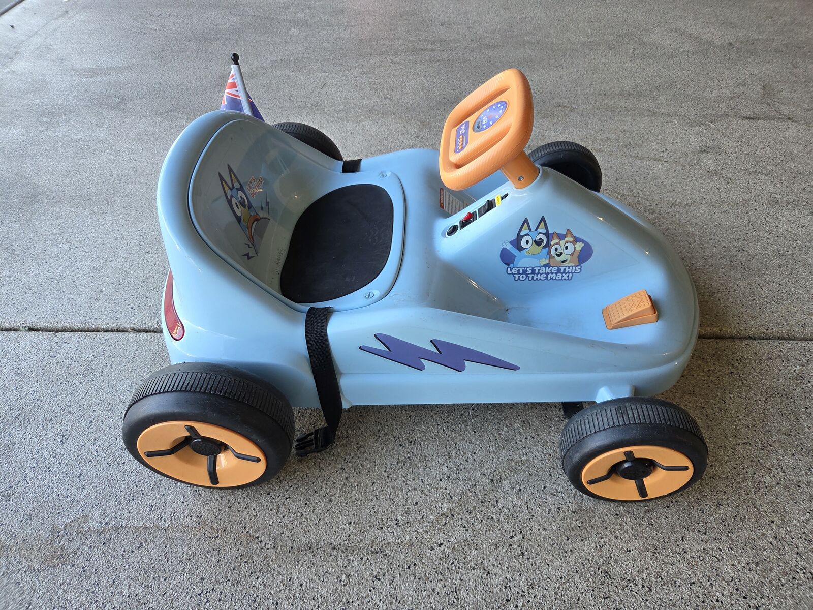 Kids Bluey Electronic car
