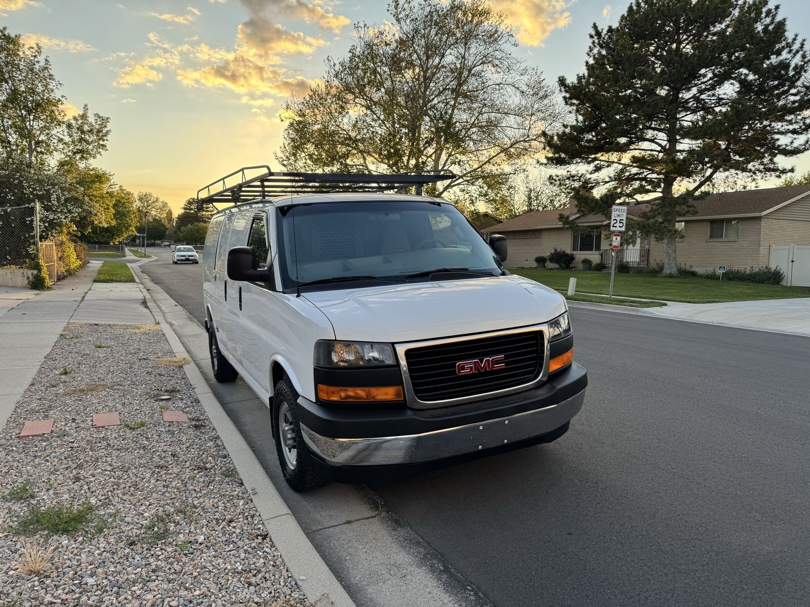 2017 GMC Savana 2500
