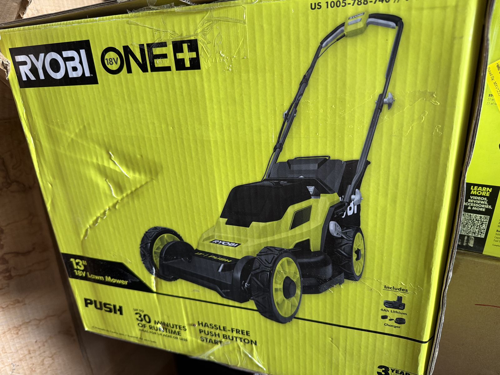 RYOBI 13 inch lawnmower WITH CHARGER