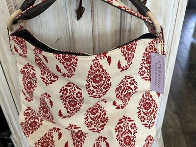 NEW Stephanie Johnson Women's Handbag Arm Tote Canvas Bag Bucket, White & Red Boho