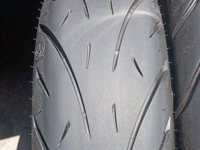 * 180/55B18 Rear Motorcycle Tires *