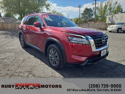 2024 Nissan Pathfinder SV