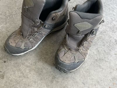 Merrell Hiking Boots Men's Size 8.5 Gray Outdoor Footwear