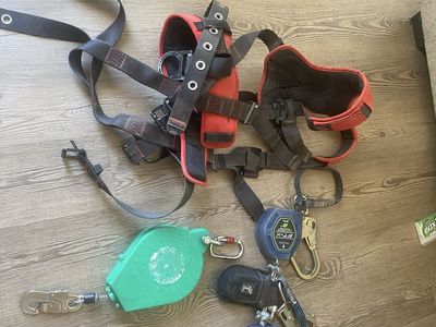 Full Body Safety Harness with Retractable Lanyards - Fall Protection Gear