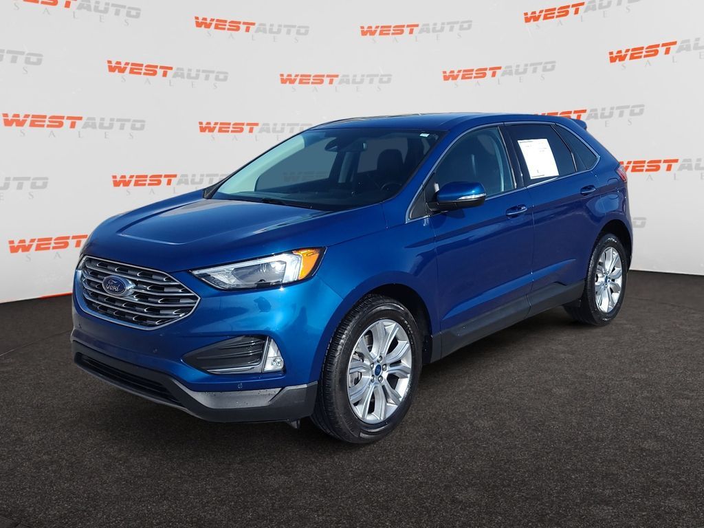 2022 Ford Edge Titanium
