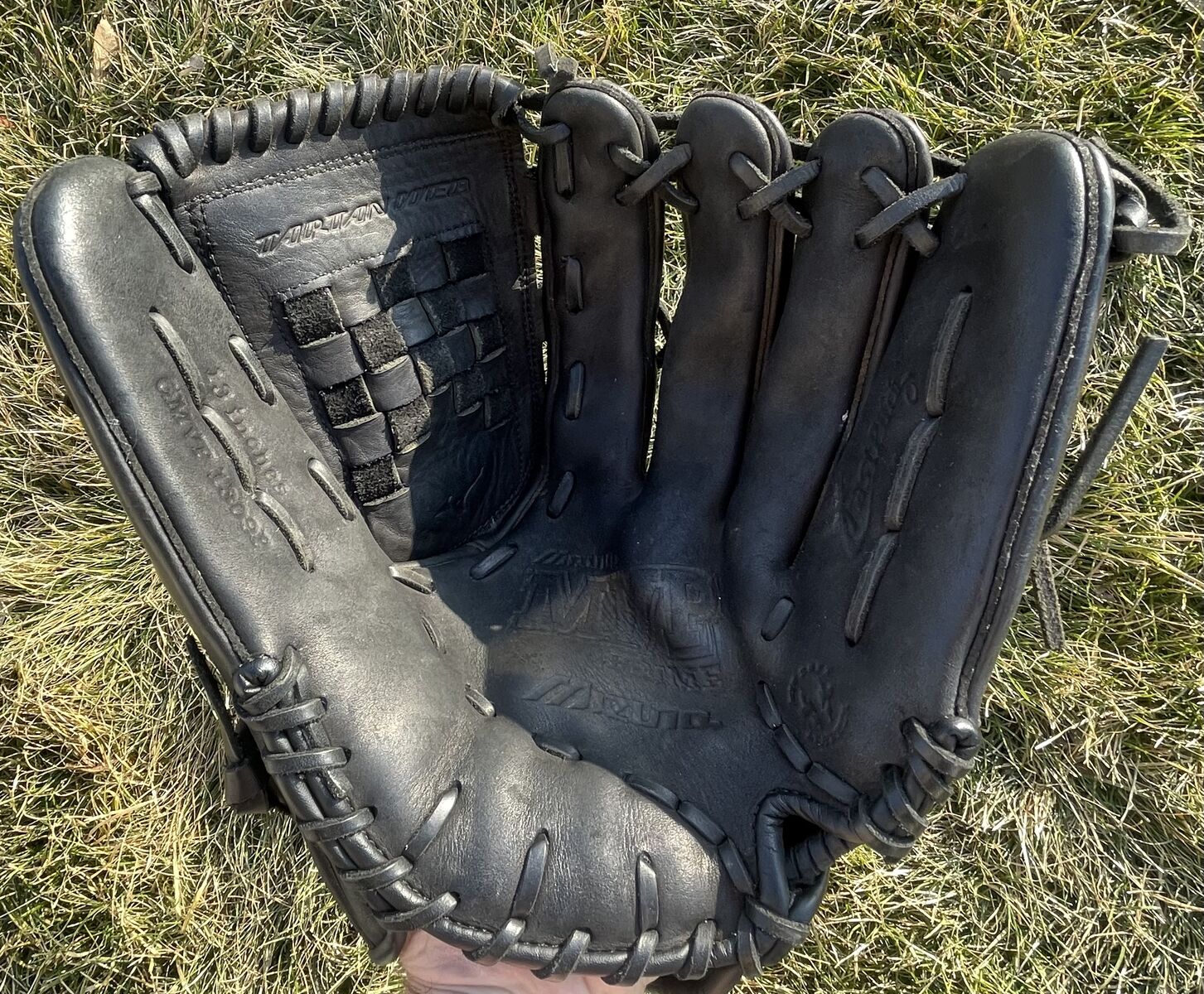 Mizuno 13 in. Baseball/Softball Glove