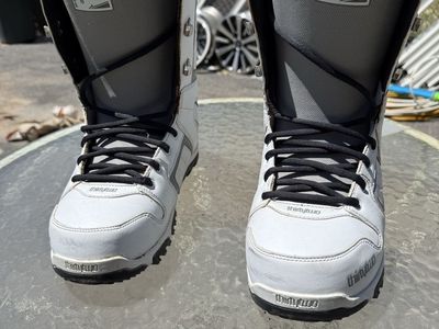 THIRTY TWO Snowboard Boots