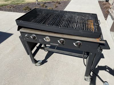 Blackstone Outdoor Cook Grill