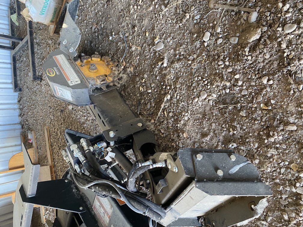 quick attach mini skid stump grinding